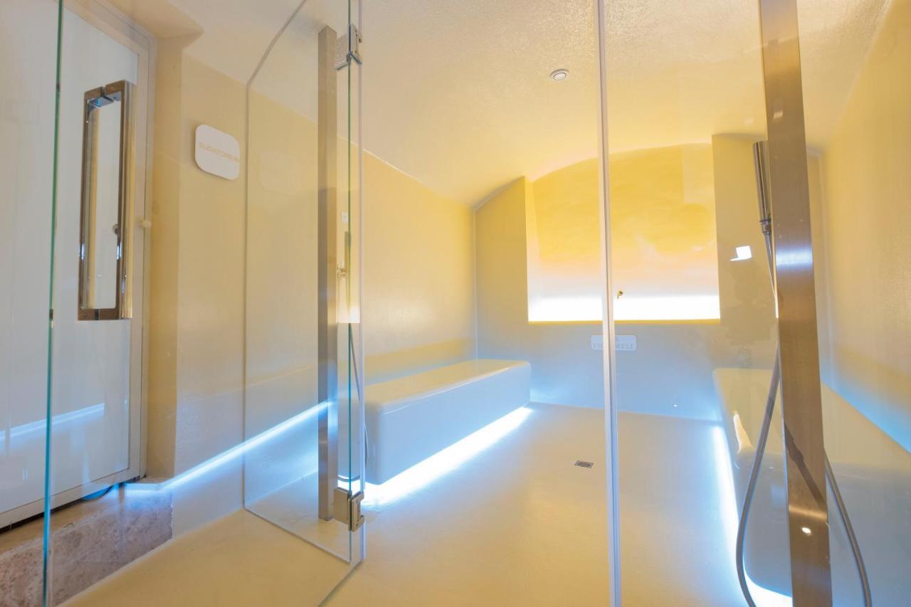 Hotel Aquatio Cave Luxury & 5*